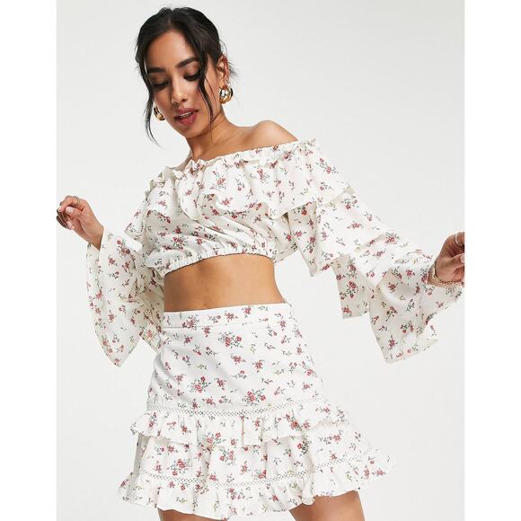 Collective The Label Bardot Rose Floral Flamenco Crop - Picture 11 of 12